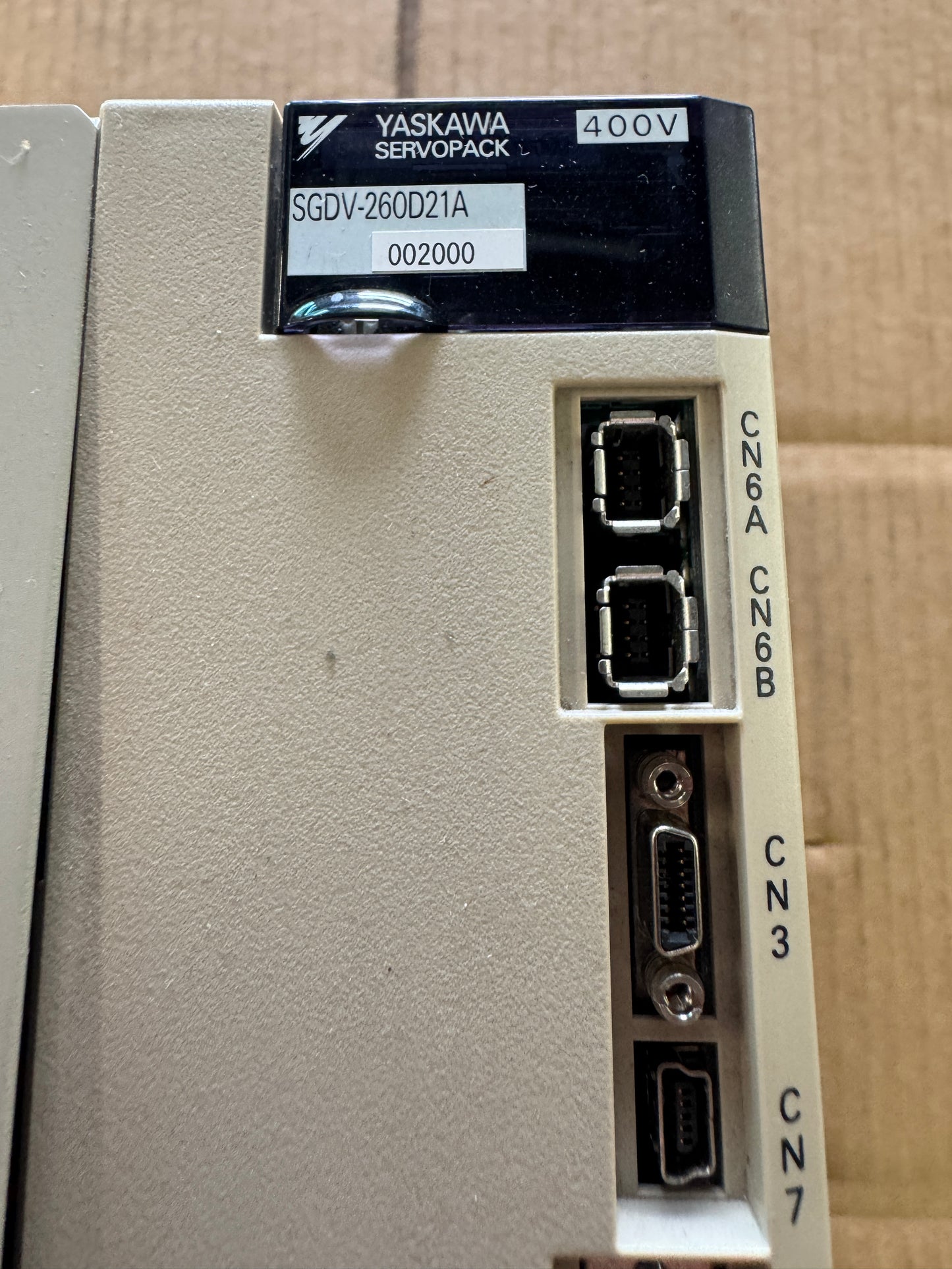 Yaskawa SGDV-260D21A002000 Servo Drive 400V Untested Surplus