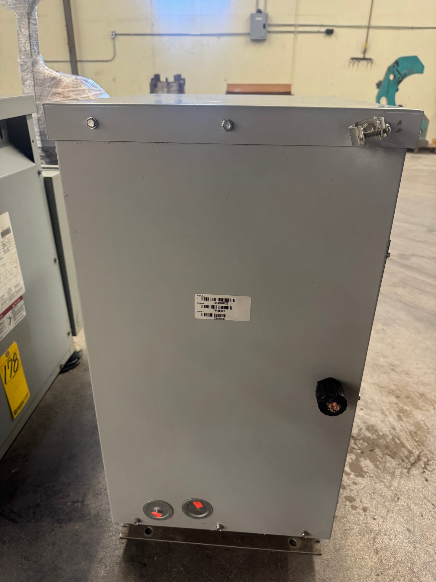 Eaton V48M28T45EE Dry Type Distribution Transformer Untested Surplus