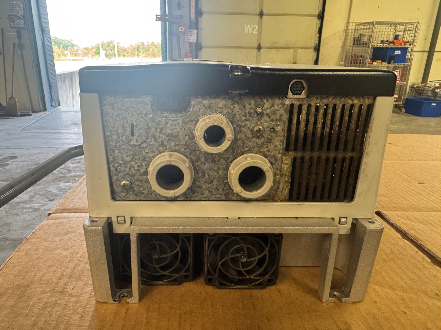 Allen-Bradley 20AD034A0AYNANC0 Variable Frequency Drive 480V AC 3-Phase 01541