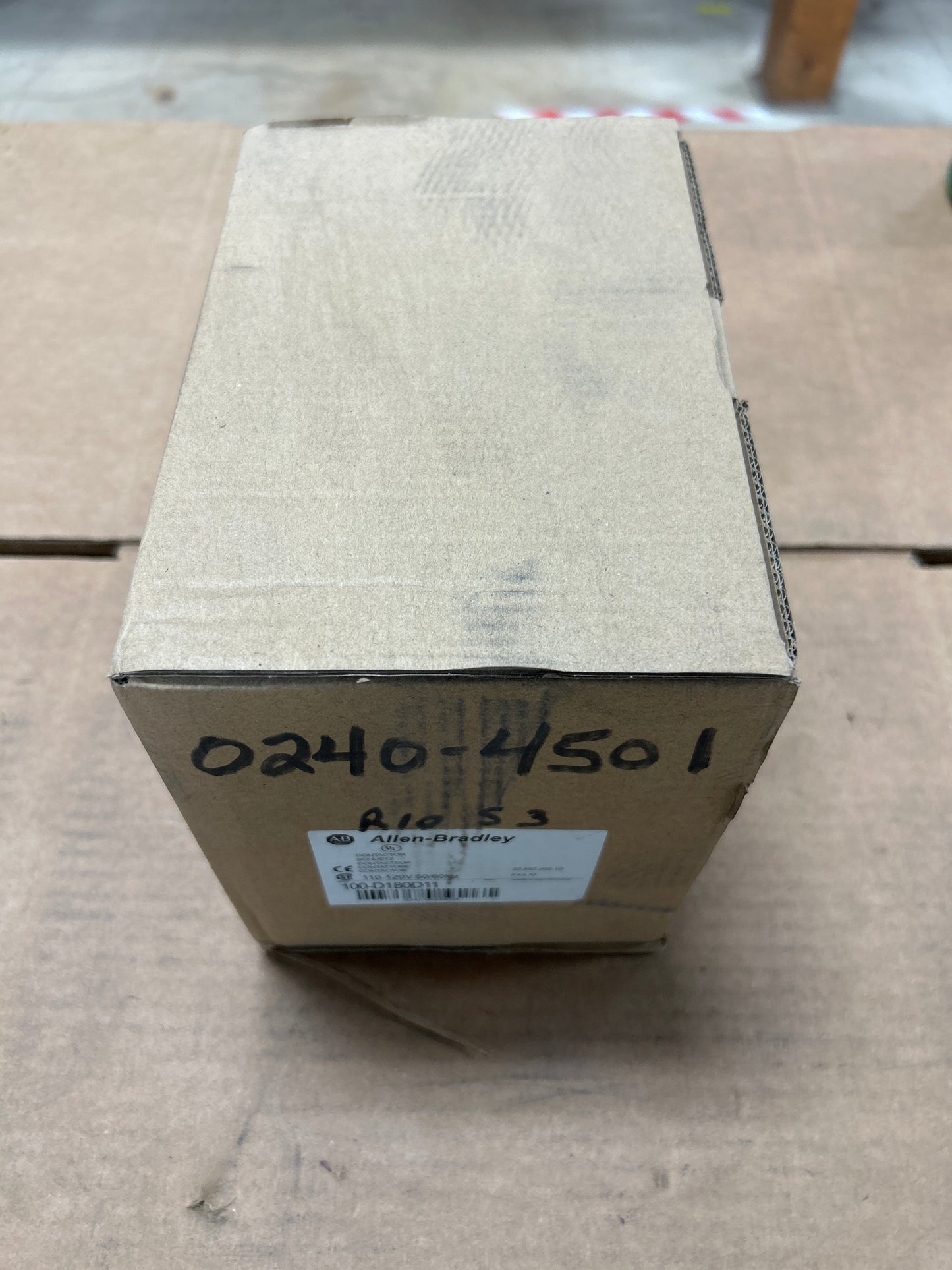 Allen-Bradley IEC Contactor 100-D180D11 110/120V AC