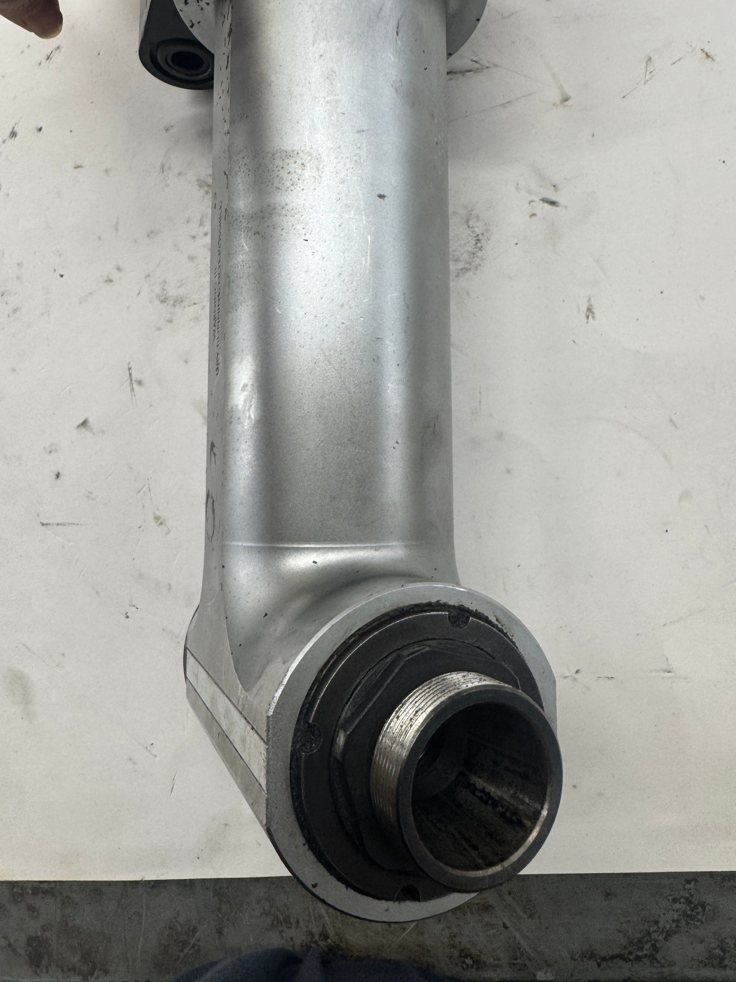 Alberti Right Angle Head T90-3.5,R=242 / Serial 17360011 | CAT40 | ER32 Collet Output, 4000 RPM Max, 1:1 Ratio | Orientation: Radial