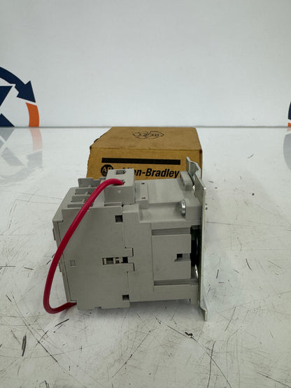 Allen-Bradley Contactor 500-TO*930 600 VAC MAX m00431