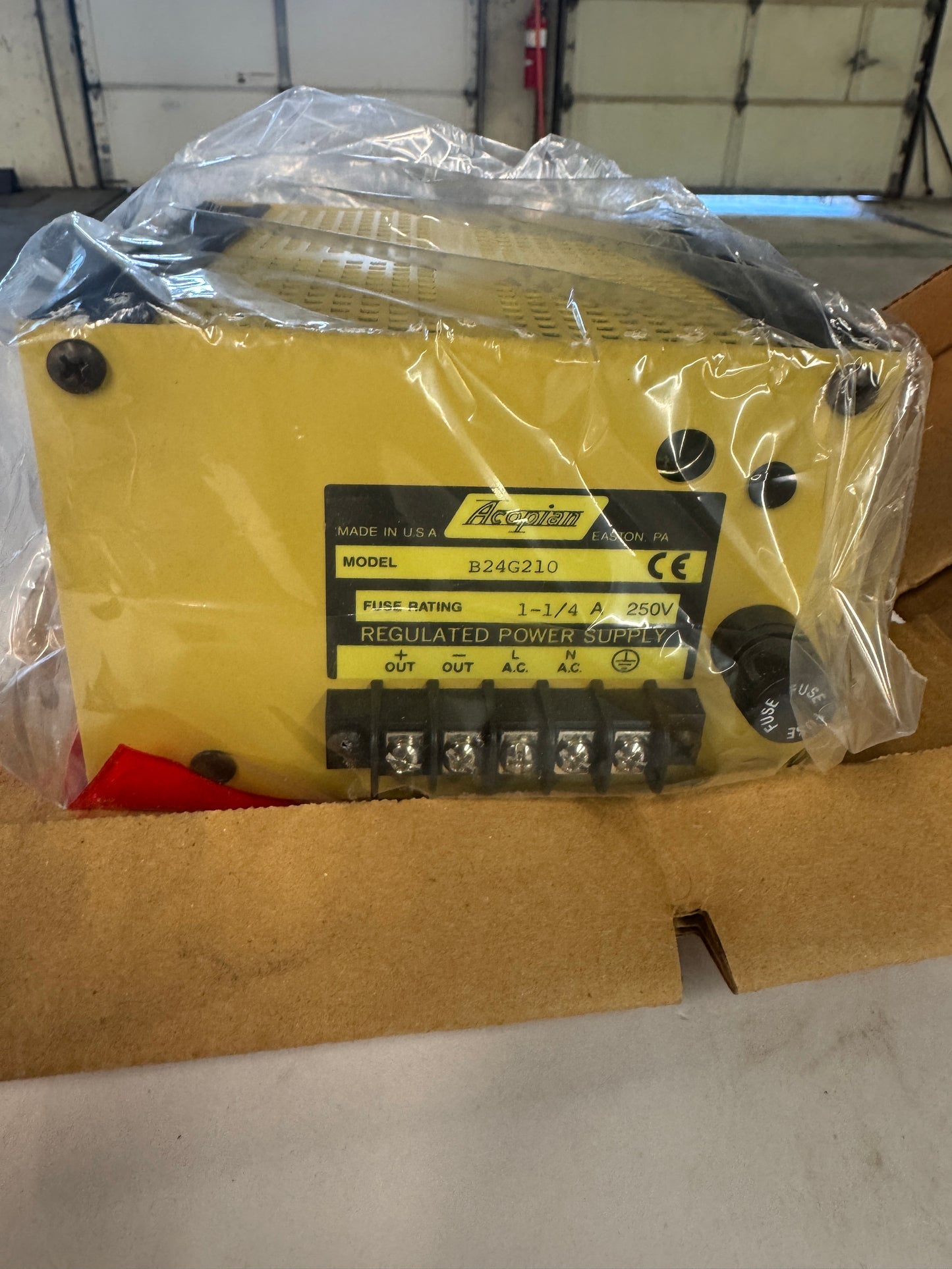 Acopian Regulated Power Supply B24G210