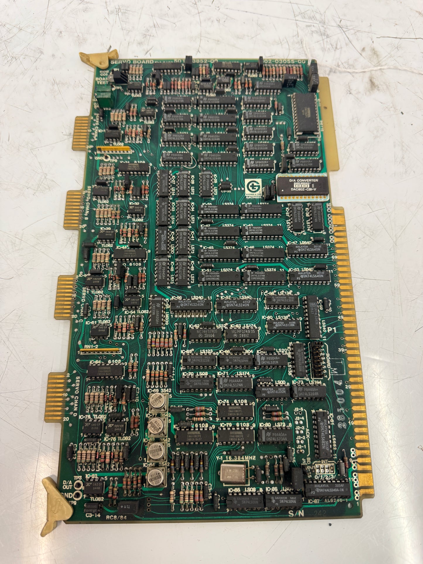 Giddings & Lewis Servo Board PCB Assembly 501-03852-00 & 502-03055-00 m00523