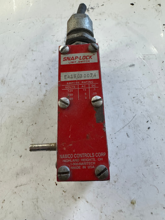 Namco Controls Corp. Limit Switch EA15030074 125/250/460V AC