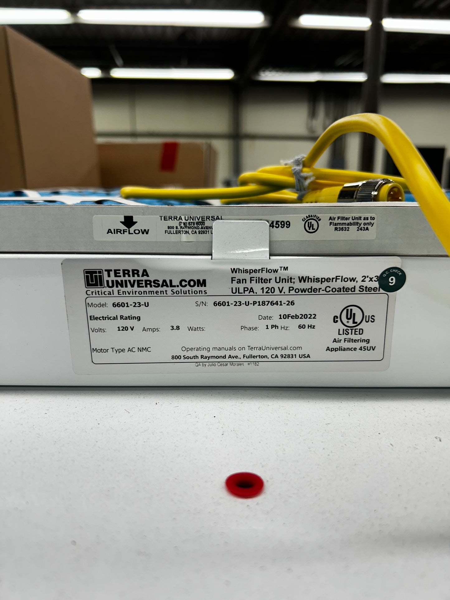 Terra Universal 6601-23-U Fan Filter Unit 120 V Appears Unused