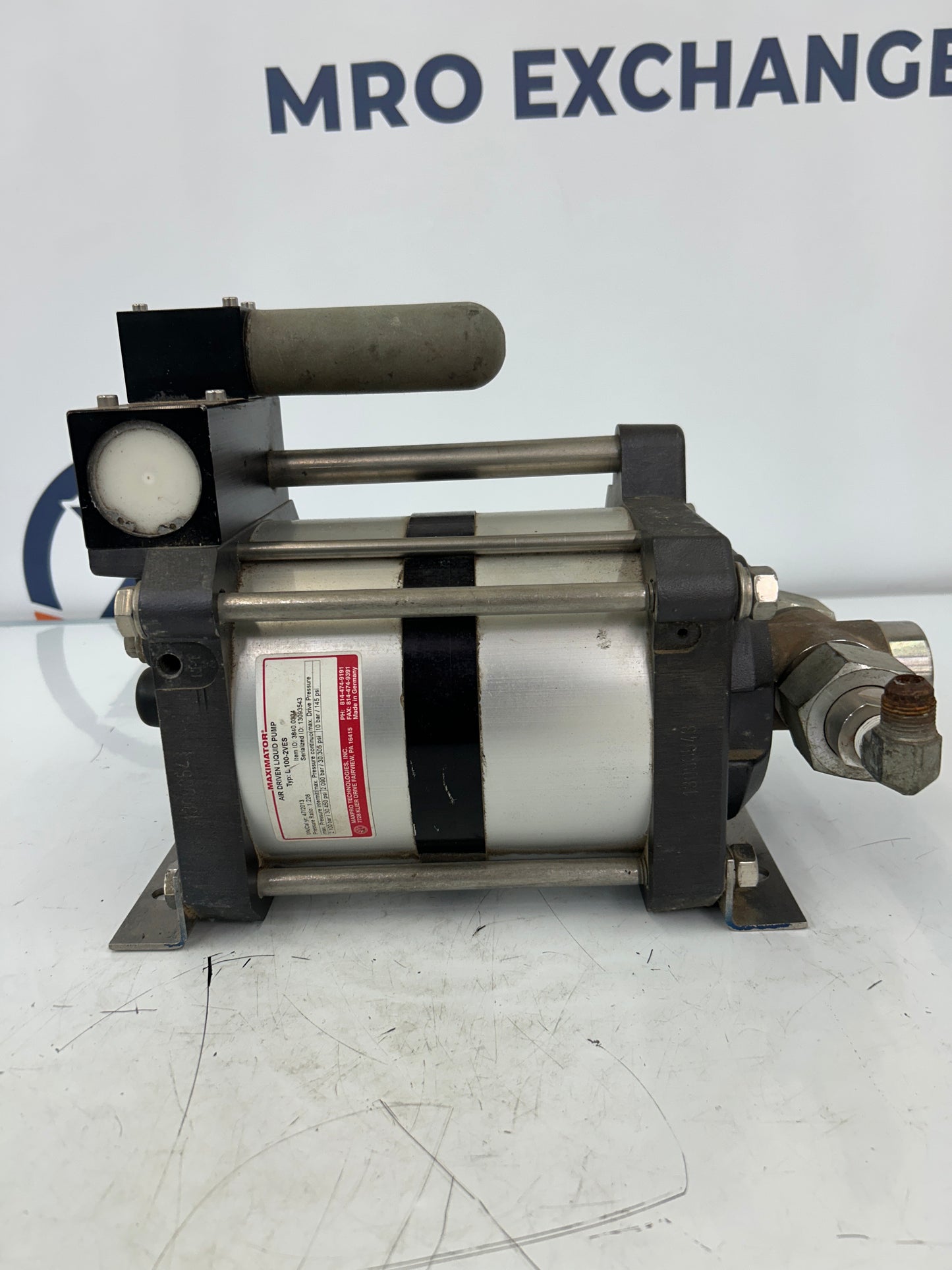Maximator Air Driven Liquid Pump L100-2VES 2,090 bar / 30,305 psi.