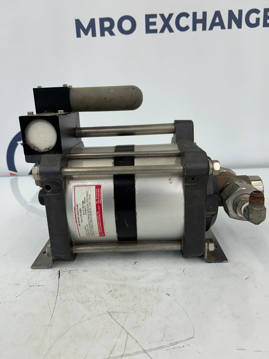 Maximator Air Driven Liquid Pump L100-2VES 2,090 bar / 30,305 psi.