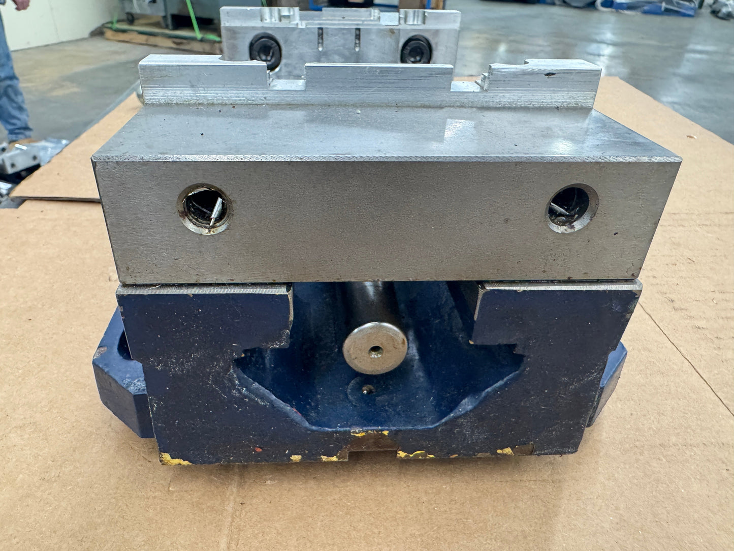 TE-CO Mfg Machine Vise PWS-6900 | 6 In. Jaw Width, 9 In. Jaw Opening m00845