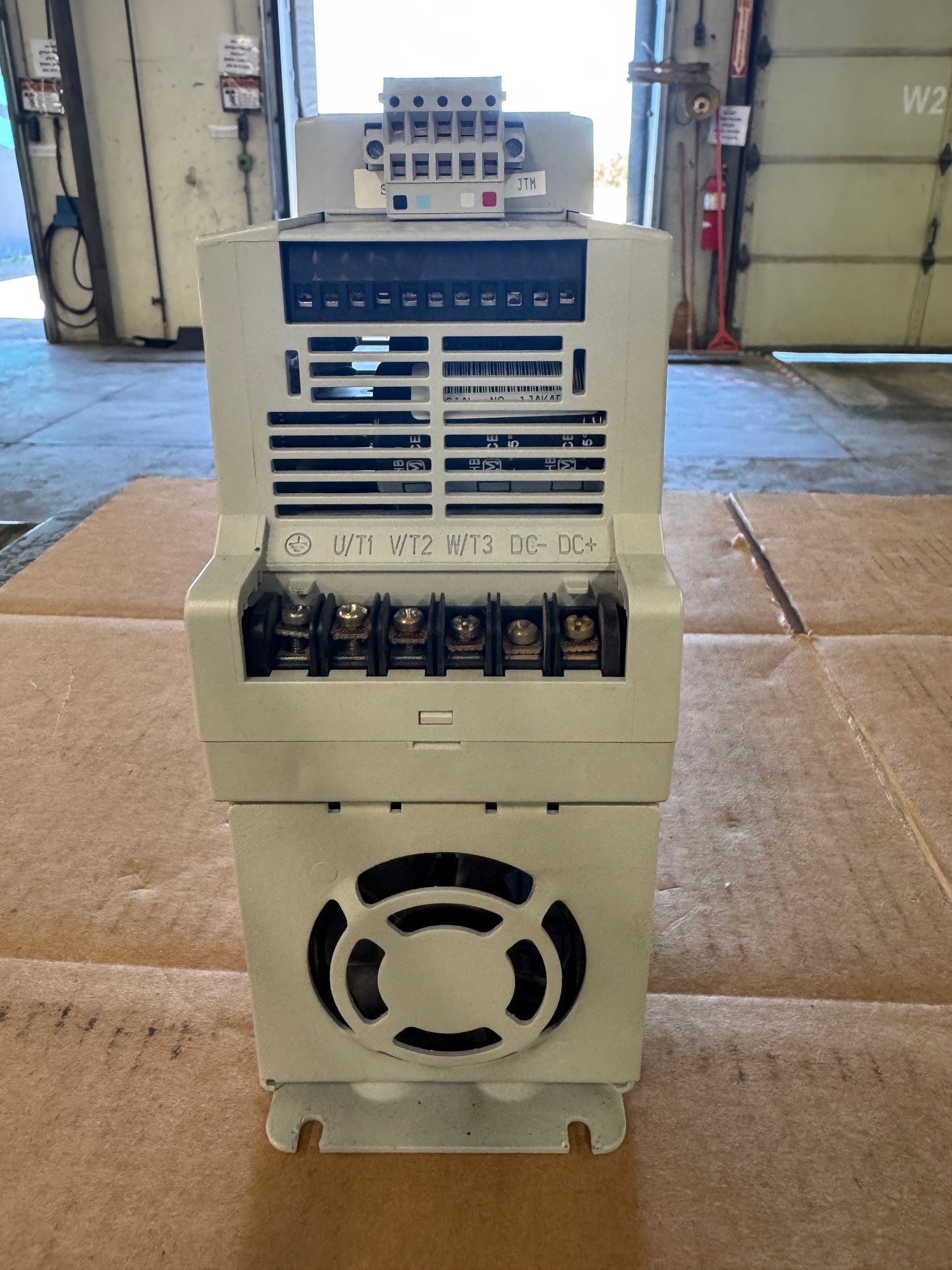 Allen-Bradley 160-BA10NPS1 Variable Frequency Drive 380-460V 3-Phase 05123