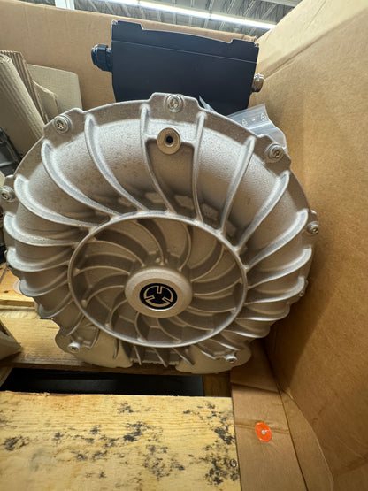 Becker Rotary Vane Vacuum Pump Compressor with Integrated VFD SV300/2-040A0 Pressure Ratio: 1.52