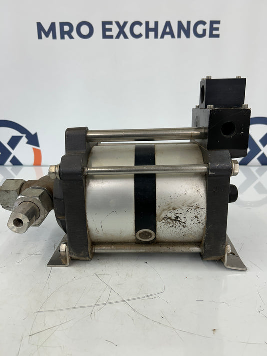 Maximator Air Driven Liquid Pump L100-2VE 2,090 bar / 30,305 psi