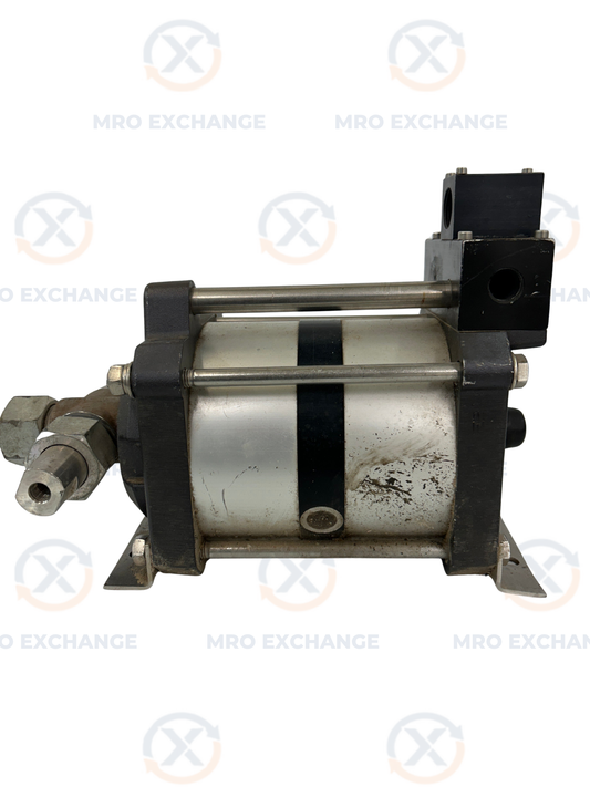 Maximator Air Driven Liquid Pump L100-2VE 2,090 bar / 30,305 psi