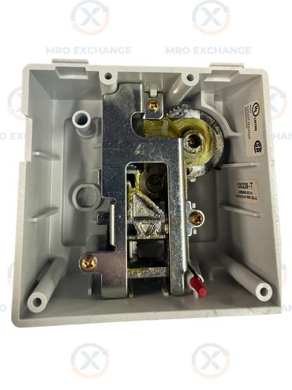 Allen-Bradley Rotary Operating Handle 140U-J-RCB 600V AC, 250V DC