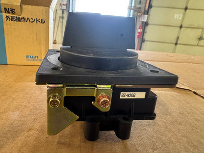 Fuji Electric BZ-N20B Handle Operating Mechanism Appears Unused