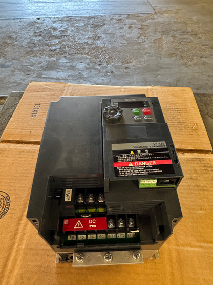 Toshiba VFS15-4037PL-W1 Variable Frequency Drive 380/500V 3-Phase Untested Surplus