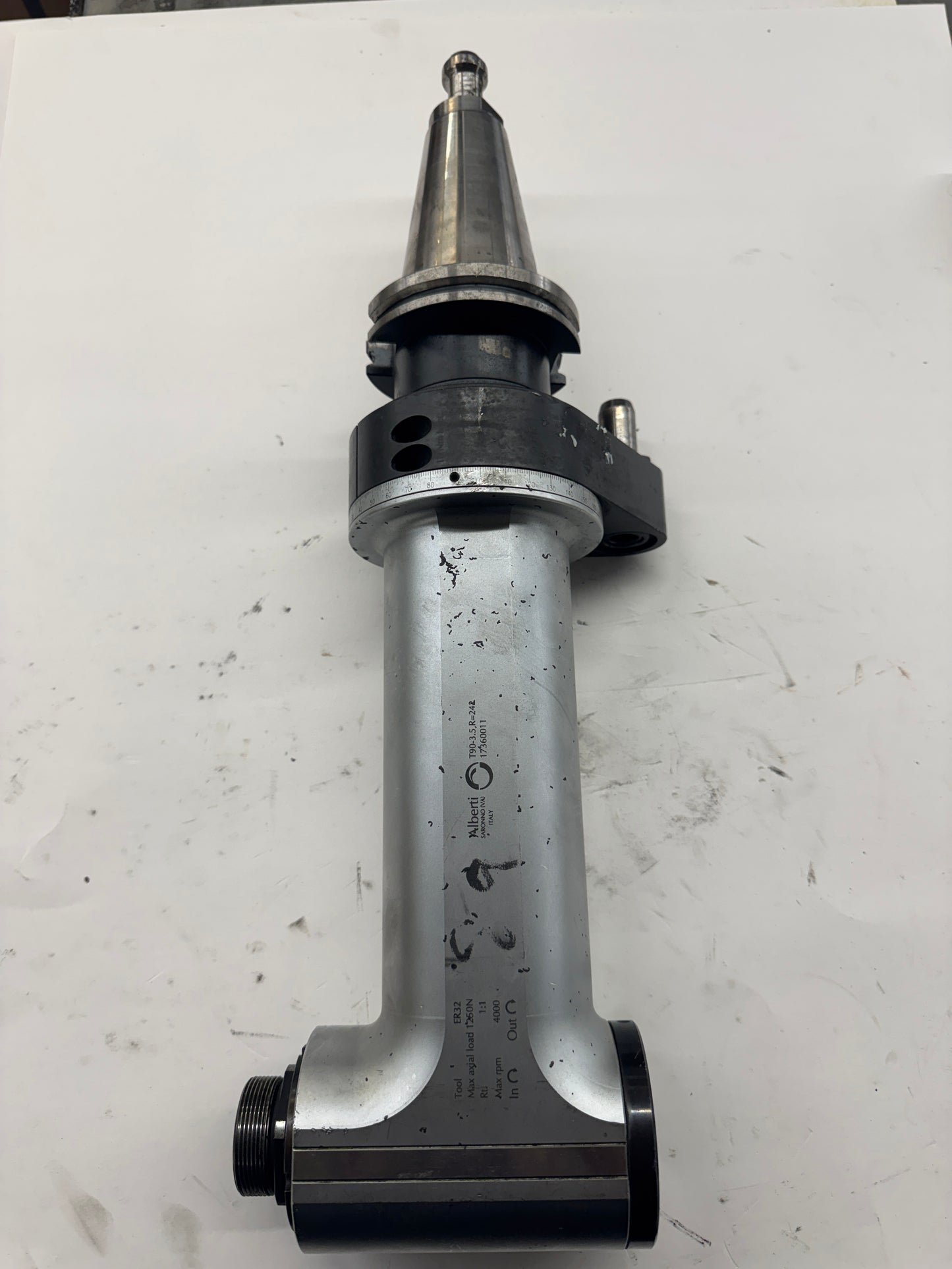Alberti Right Angle Head T90-3.5,R=242 / Serial 17360011 | CAT40 | ER32 Collet Output, 4000 RPM Max, 1:1 Ratio | Orientation: Radial