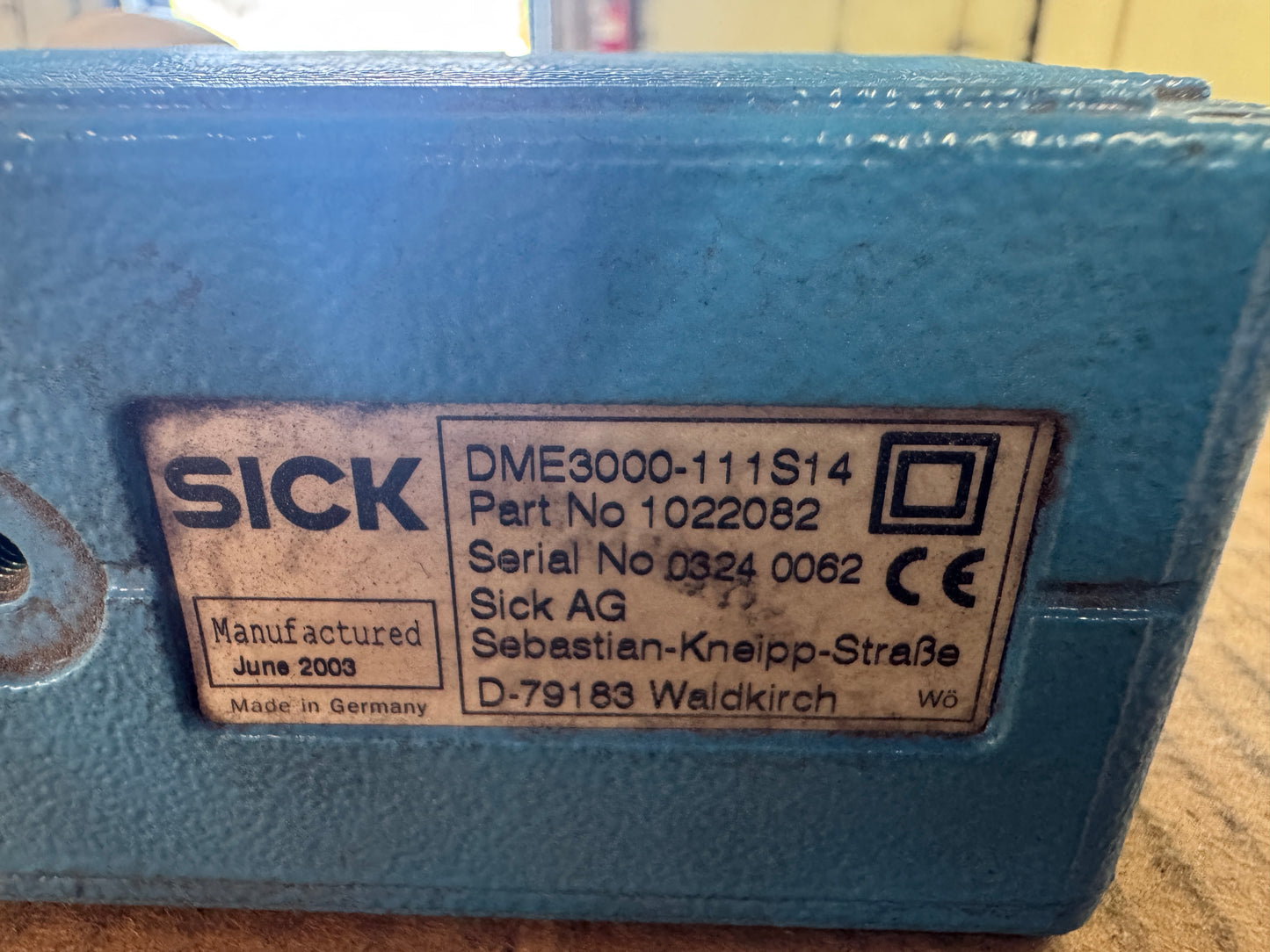 SICK DME3000-111S14 Laser Distance Measuring Sensor 18 to 30 VDC Untested Surplus