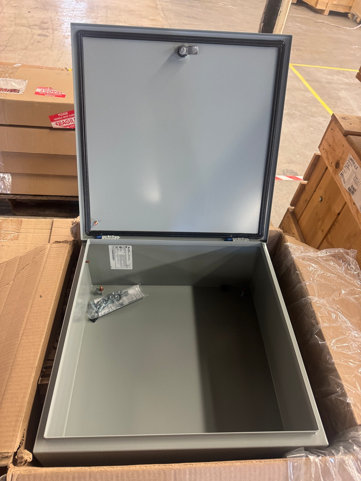 Hammond Manufacturing Wall Mount Enclosure EN4SD20208GY