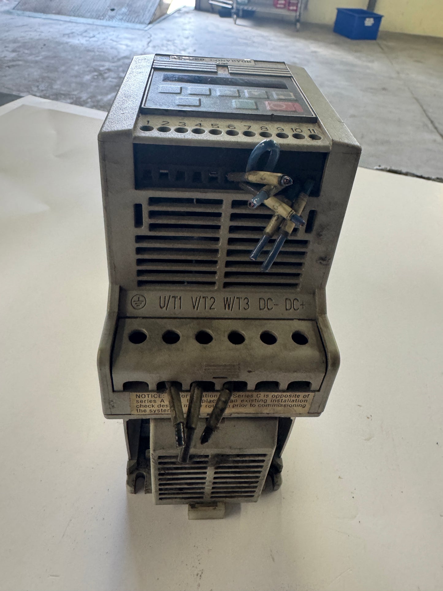 Allen-Bradley Variable Speed Drive 160-BA03NSF1P1 380-460V 3-Phase