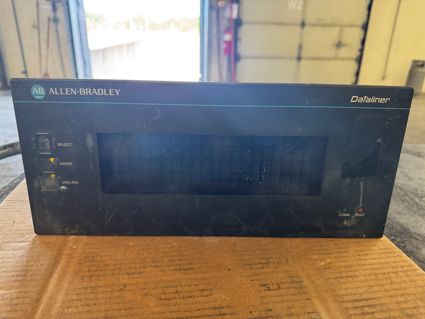 Allen-Bradley 2706-E43J32B1 Dataliner Message Display 85-264V AC 01619