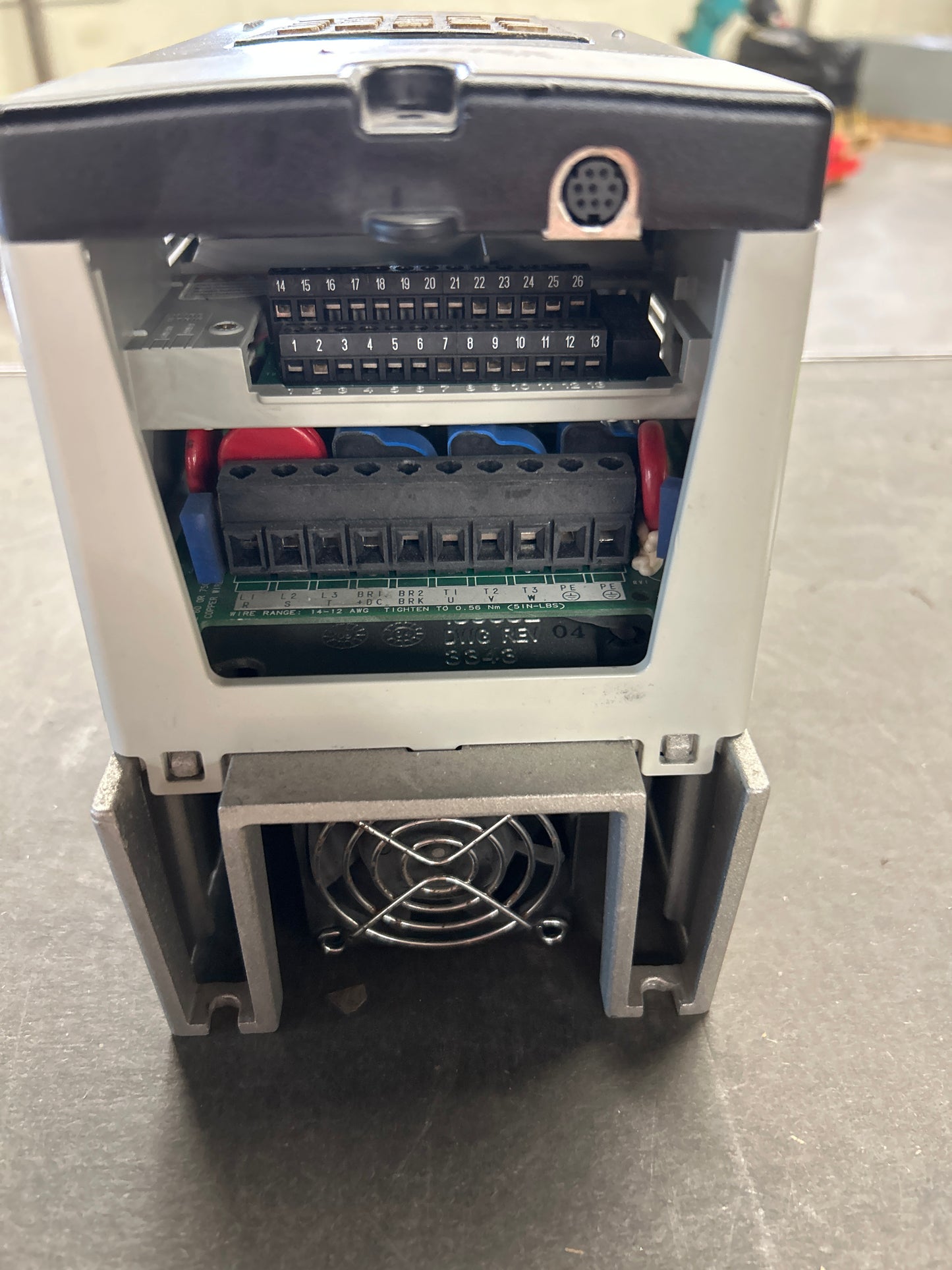 Allen-Bradley Variable Frequency Drive 20AD3P4A3AYNNNNN Series A 480V 3-Phase