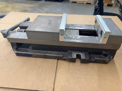 TE-CO Mfg Machine Vise PWS-6900 | 6 In. Jaw Width, 9 In. Jaw Opening m00838