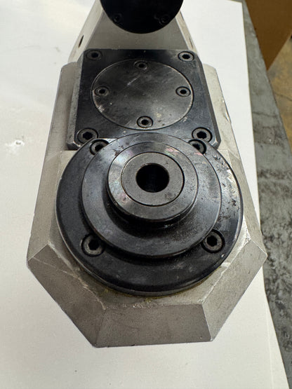 BIG Daishowa Right Angle Head CV50-AG90/AGH35-230 | CAT50 | AGH35 Output, 230 Mm Gage Length | Orientation: Radial | Coolant Through