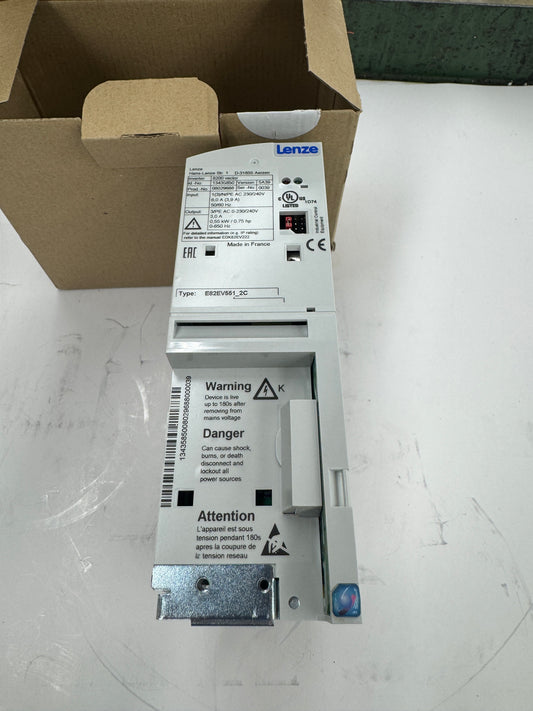Lenze Frequency Inverter E82EV551K2C