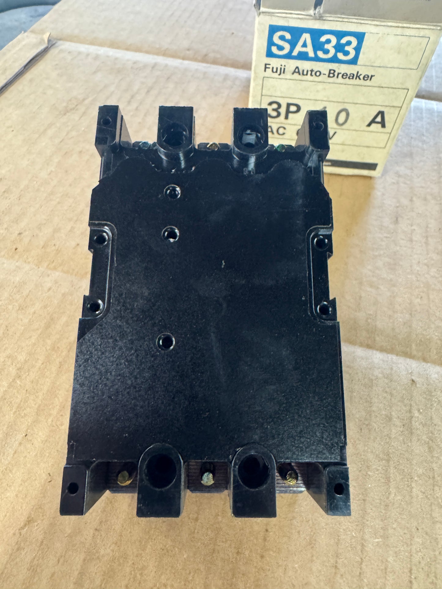 Fuji Electric SA33 Auto Circuit Breaker 600V AC Appears Unused