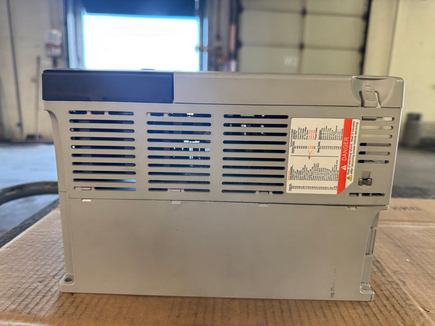 Allen-Bradley AC Drive VFD 22B-D017N104 - 10 HP Variable RPM