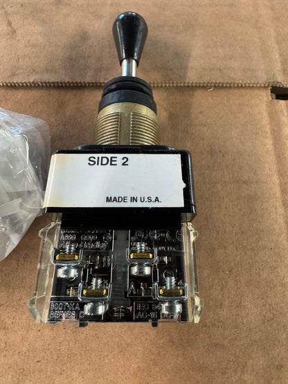 Allen-Bradley Toggle Switch 800T-T4T8AAXX