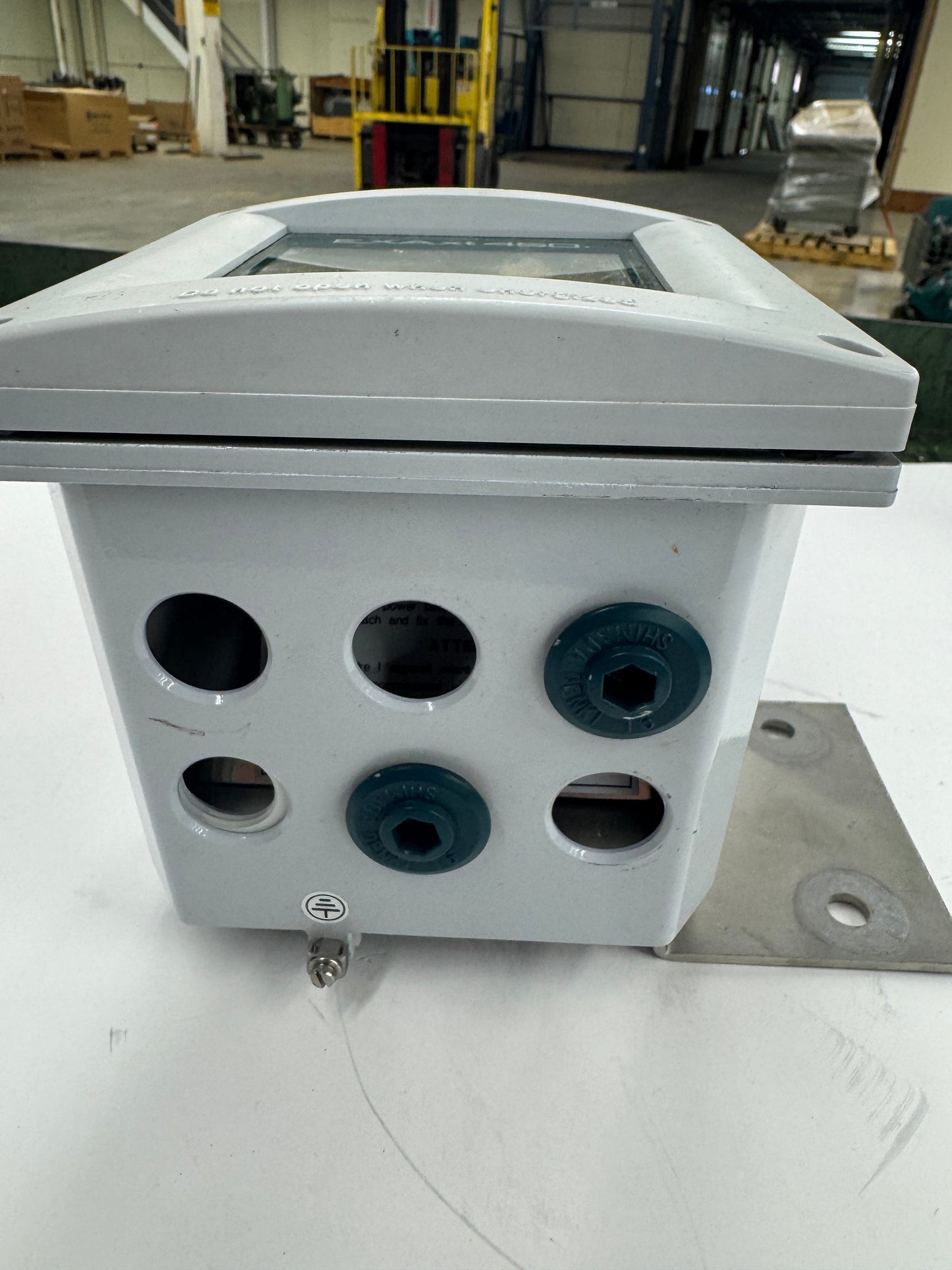 Yokogawa pH / ORP Converter PH450G-A-U/UM 100 to 240V AC