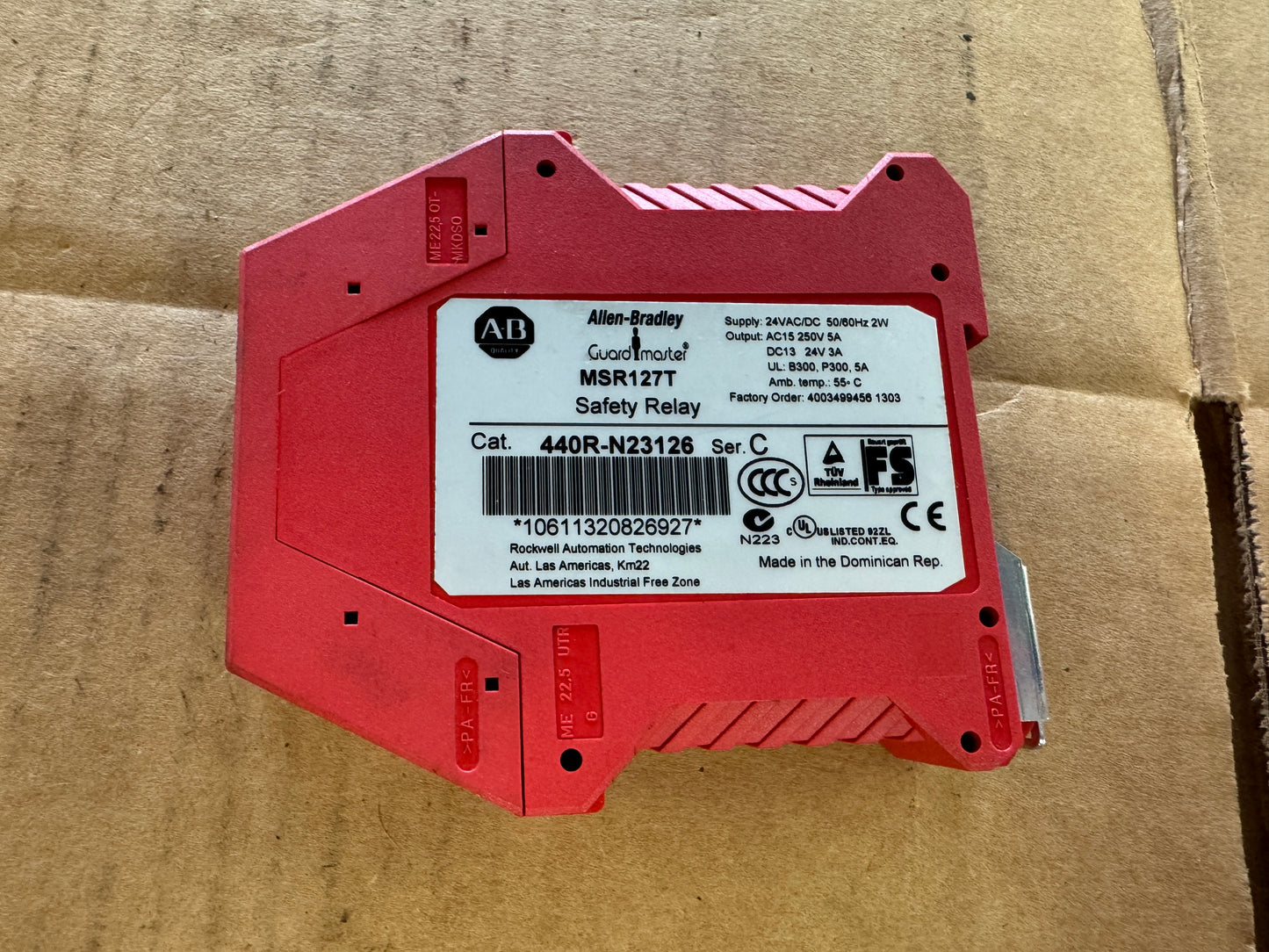 Allen-Bradley 440R-N23126 Safety Relay 24V AC/DC