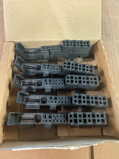 Siemens 6ES7 193-4CB30-0AA0 Terminal Module 24 VDC Open Box Unused