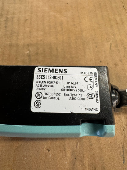 Siemens 3SE5112-0CE01 Limit Switch 230V AC Untested Surplus