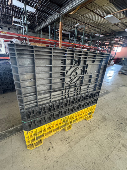 Orbis Collapsible Bulk Container