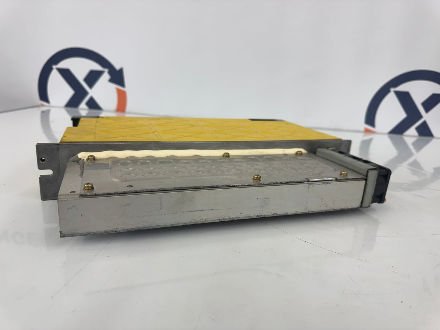 Fanuc Servo Drive A06B-6127-H105 480 VAC