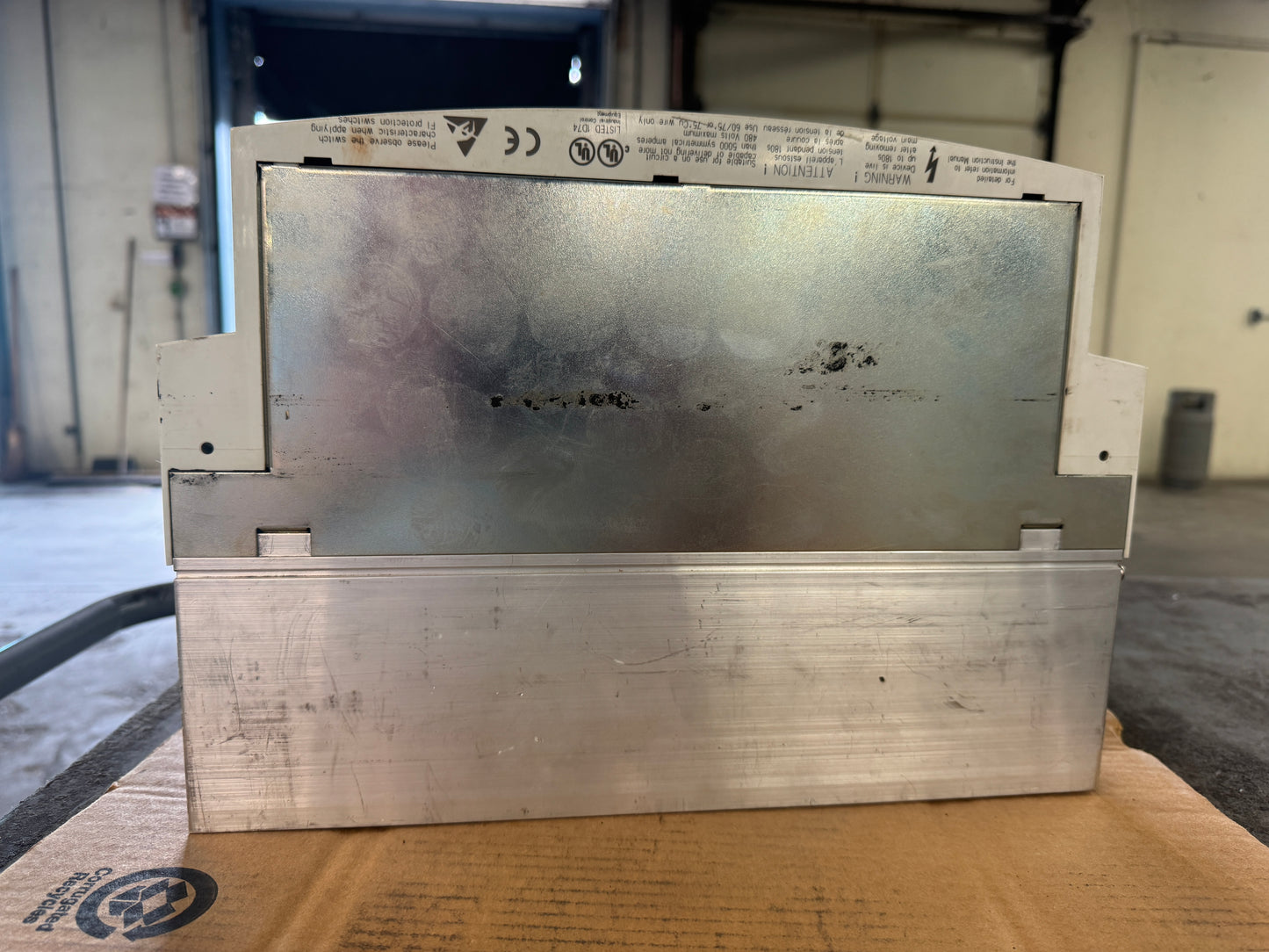 Lenze Servo Drive EVS9324-ES - 4 kW Variable RPM