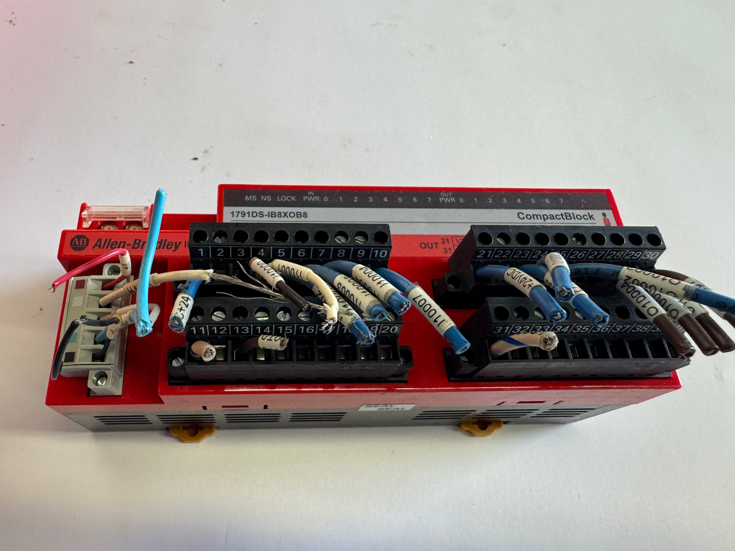 Allen-Bradley DeviceNet Safety CompactBlock I/O Module 1791DS-IB8XOB8 24 VDC