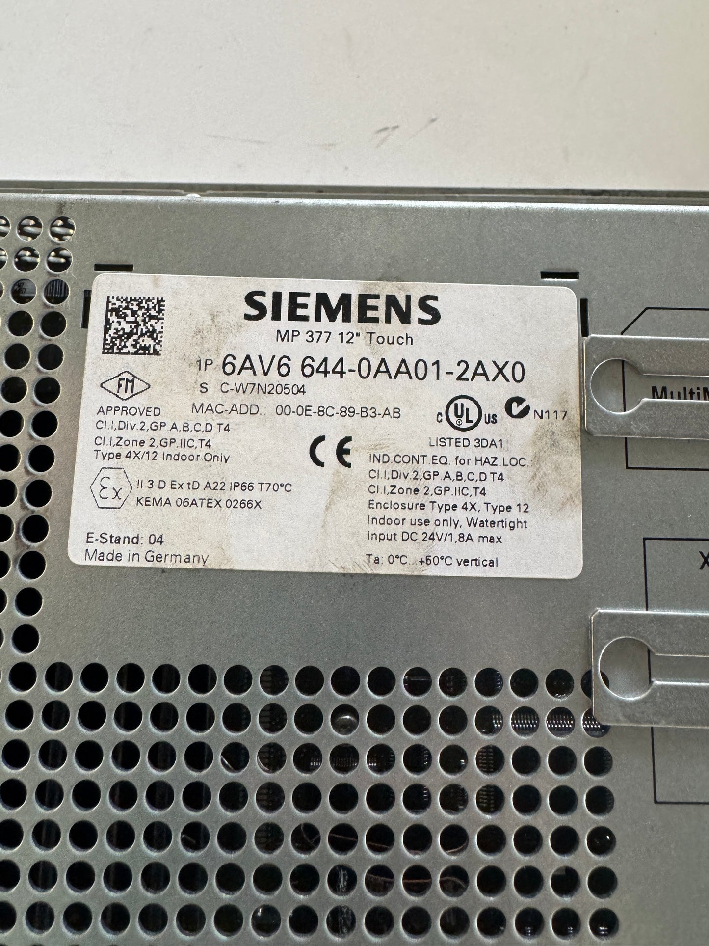 Siemens HMI Touch Panel 6AV6 644-0AA01-2AX0 24 VDC m02081