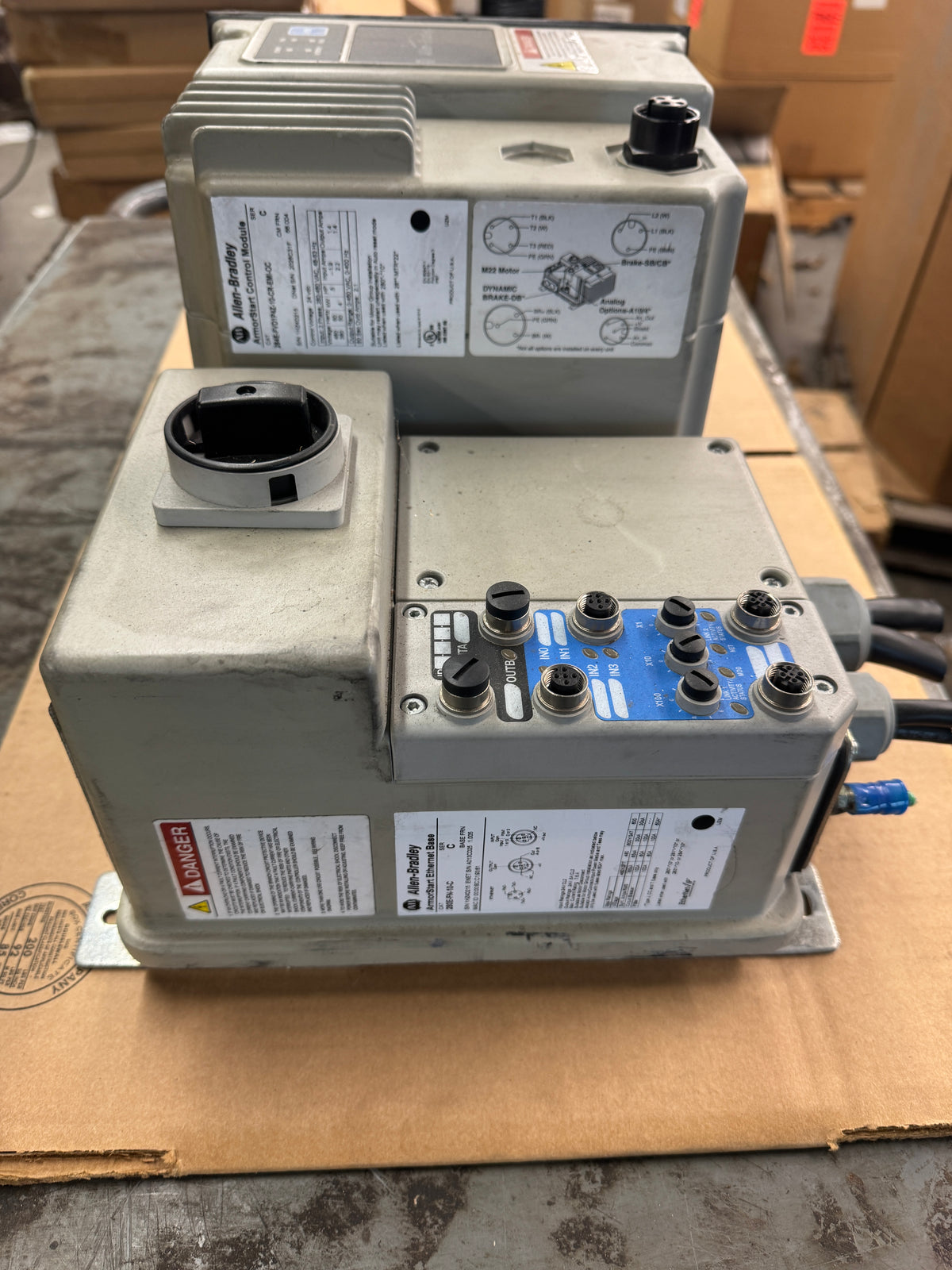 Allen-Bradley 284E-FVD1P4Z-10-CR-EMI-OC ArmorStart Distributed Motor Controller 380 to 480V AC