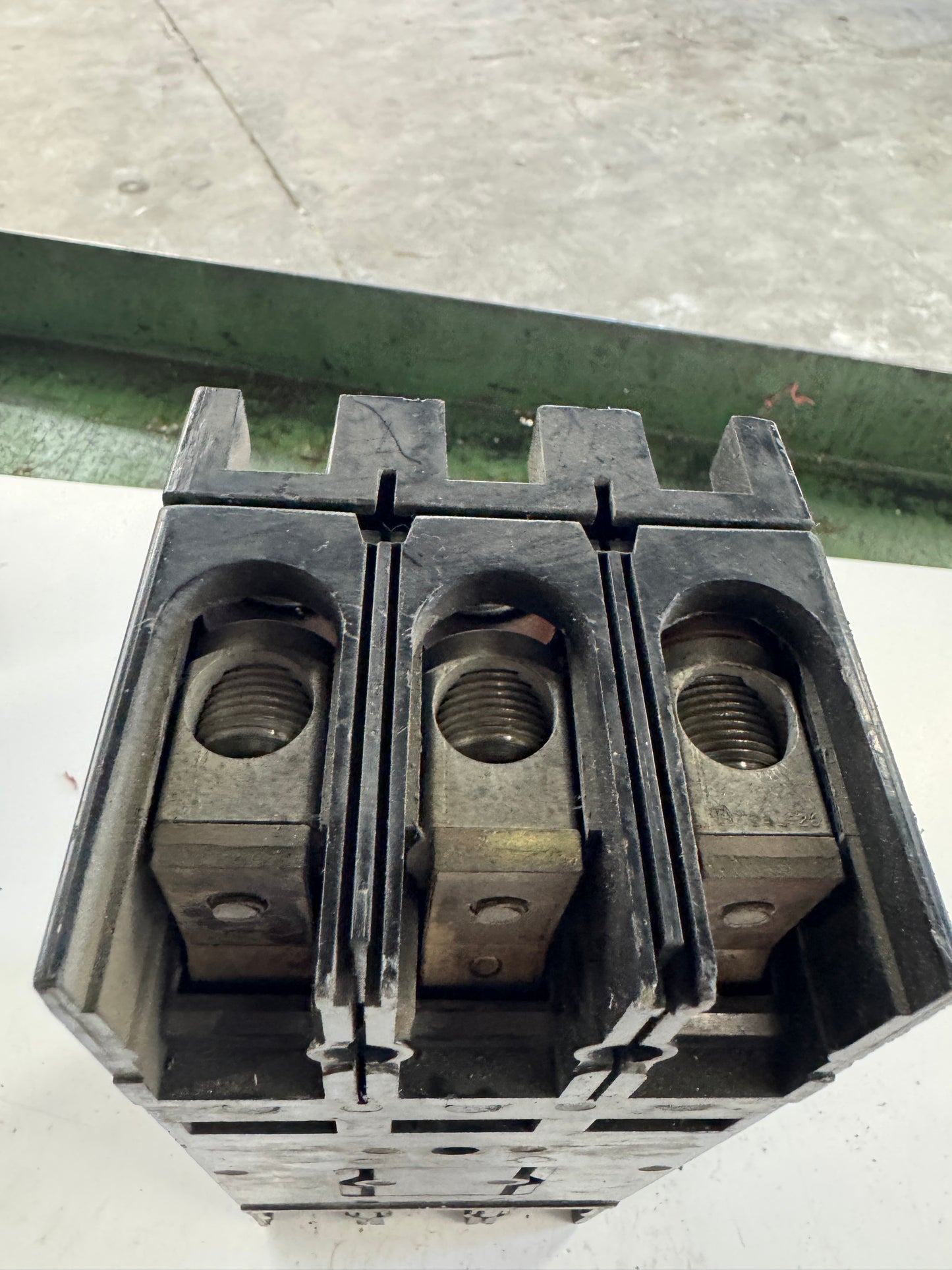 General Electric Molded Case Circuit Breaker TFJ236125 600V AC