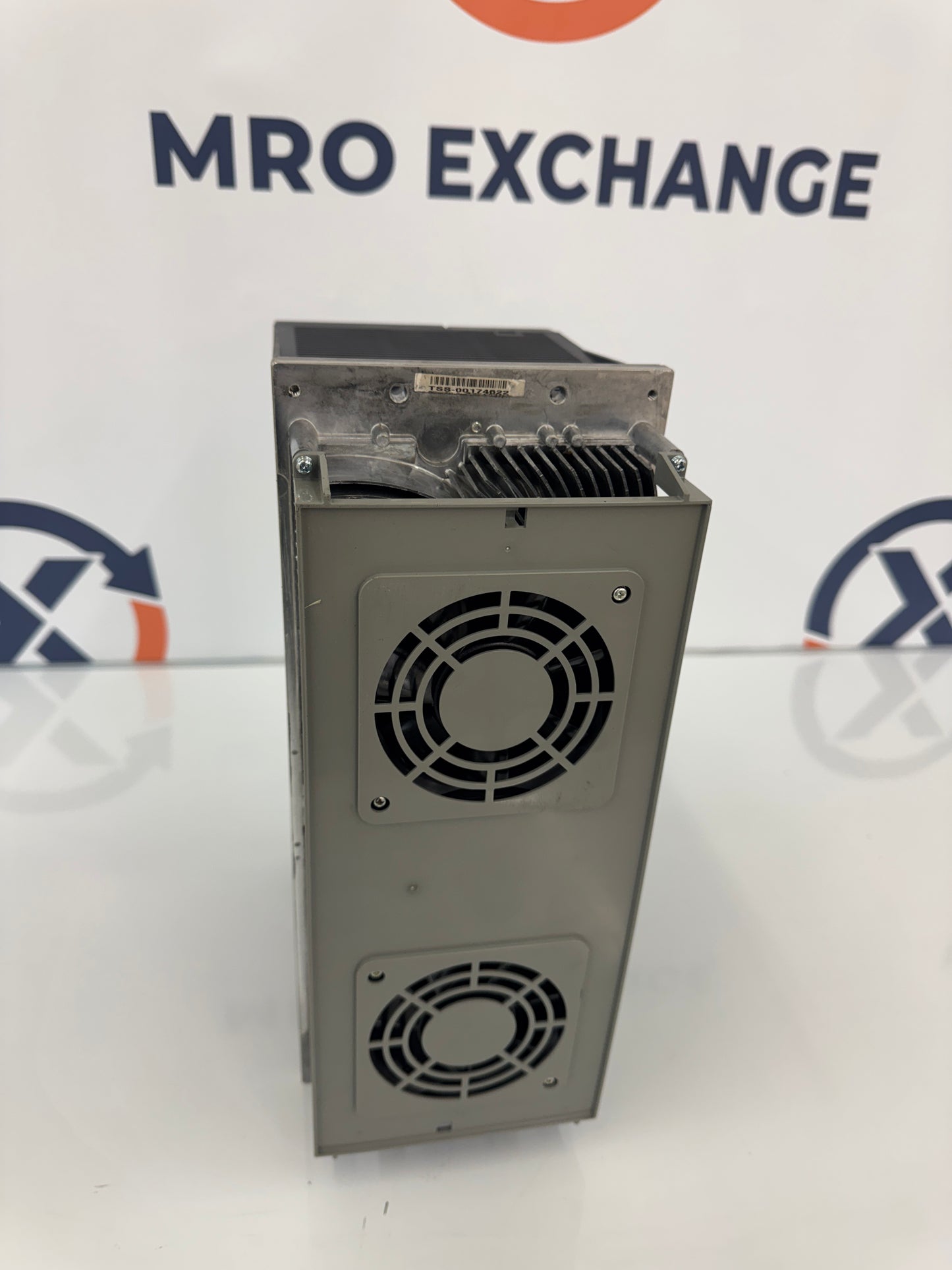 Mitsubishi MDS-DH-CV-370 380 to 440V AC, 3 Phase Power Supply Unit