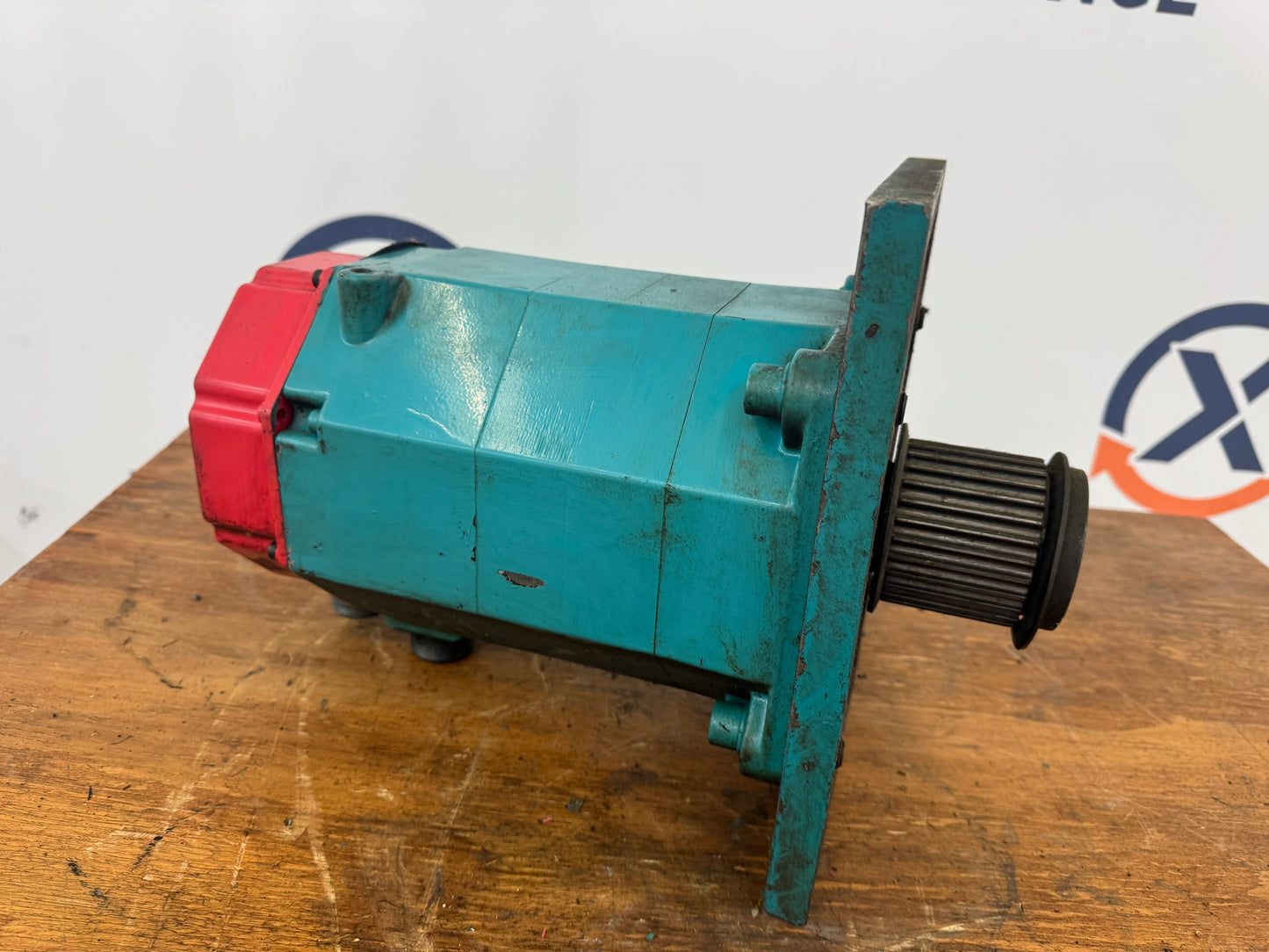 Fanuc AC Servo Motor A06B - 1 kW 900 RPM