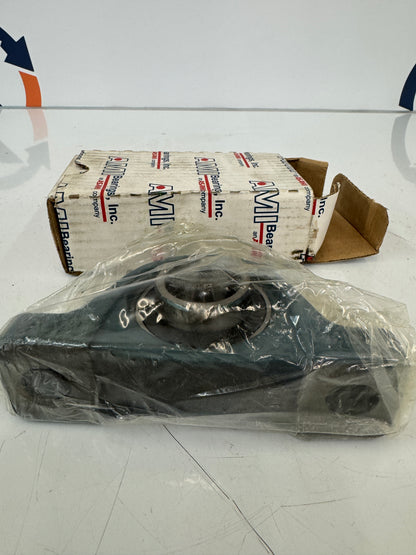 AMI Bearings UCP207-22 Pillow Block Bearing, 1-3/8 in Bore (35mm), 22 Series – New m00152