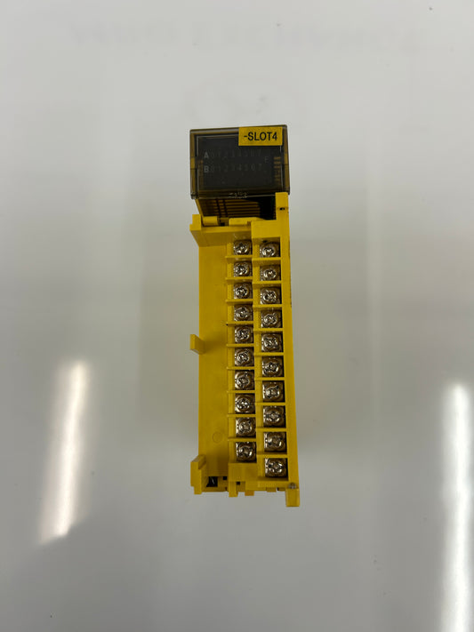 FANUC A03B-0819-C161 (AOR16G) 250 VAC / 30 VDC Relay Output Module