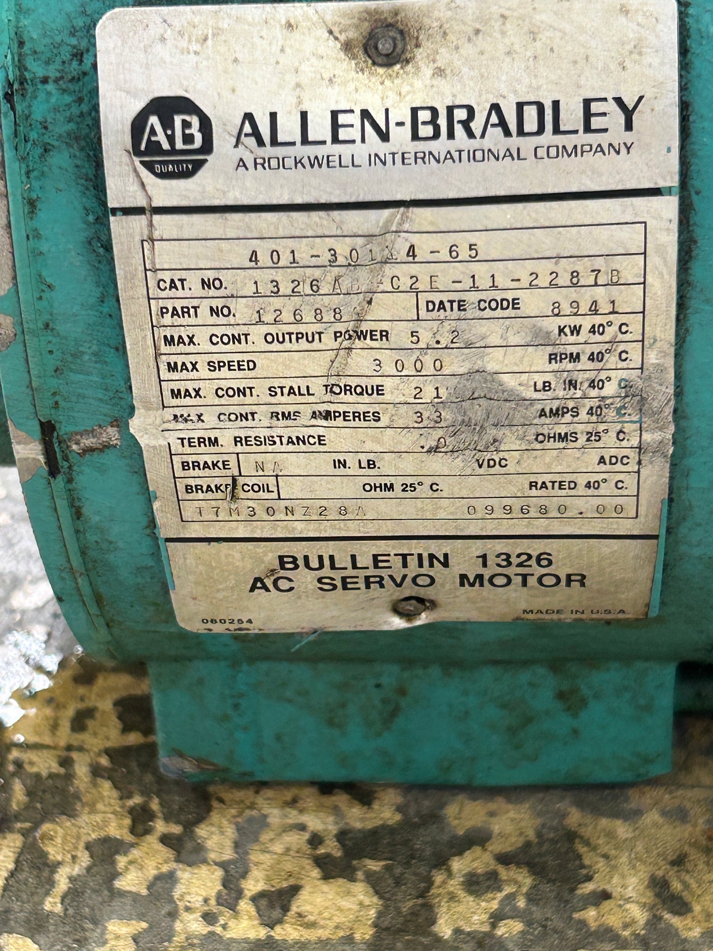 Allen-Bradley 1326AB-C2E-11-2287B Servo Motor 5.2 kW 7 HP 3000 RPM