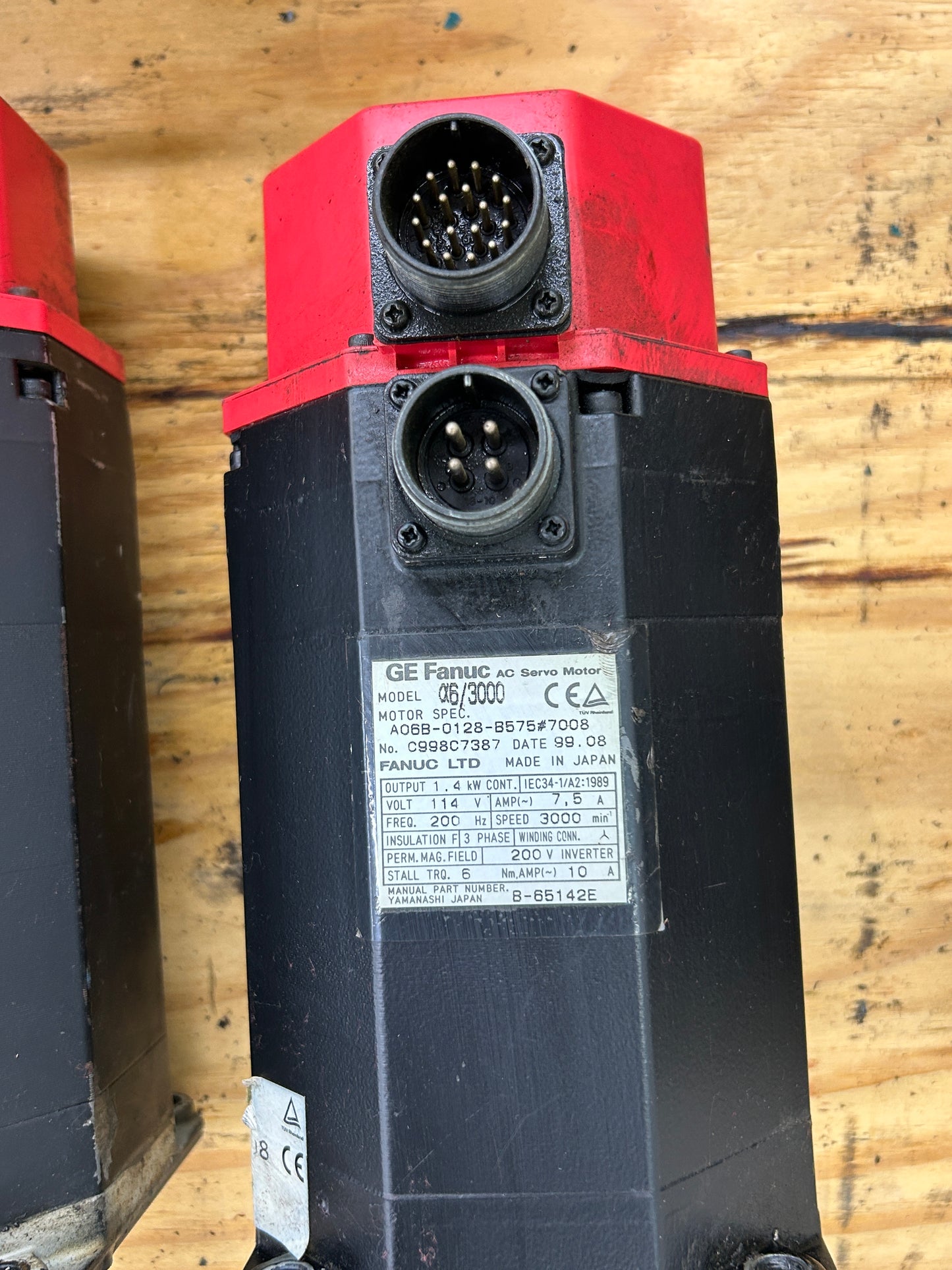 GE Fanuc A06B-0128-B575#7008 AC Servo Motor 2 kW 3000 RPM