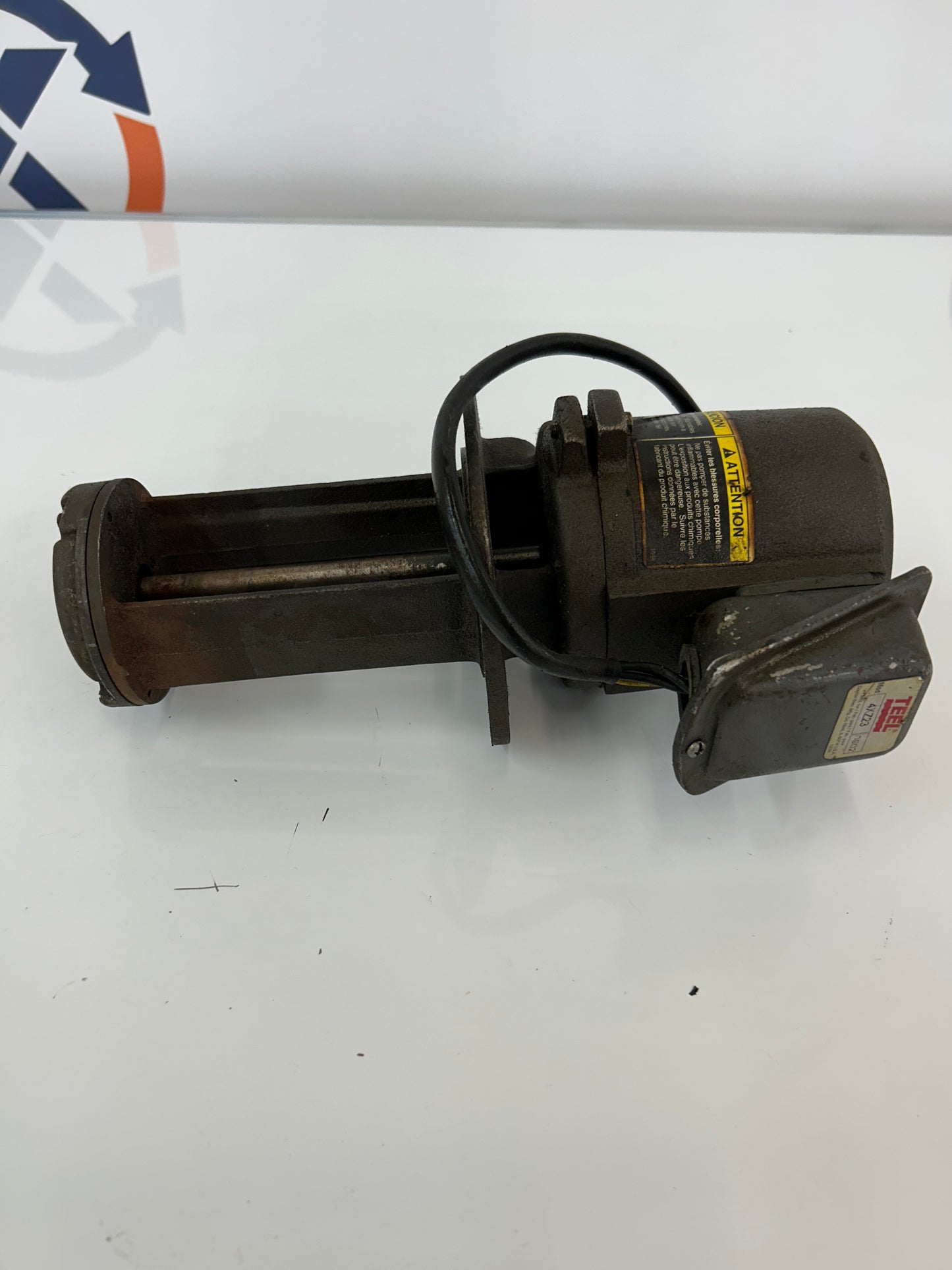 Teel Dayton 4XZ23 Immersion Coolant Pump 1/8 HP 3 Phase 230/460V